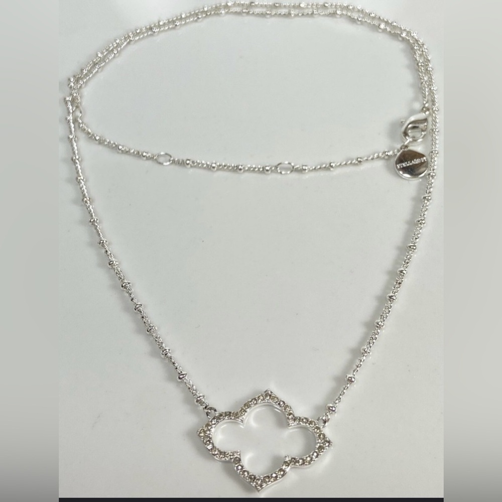Stella & Dot Silver Clover Pendant Necklace